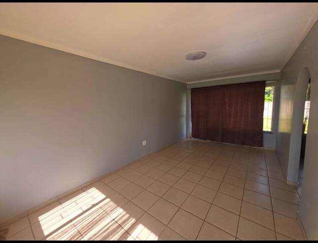 3 BEDROOM PROPERTY TO RENT IN POMONA